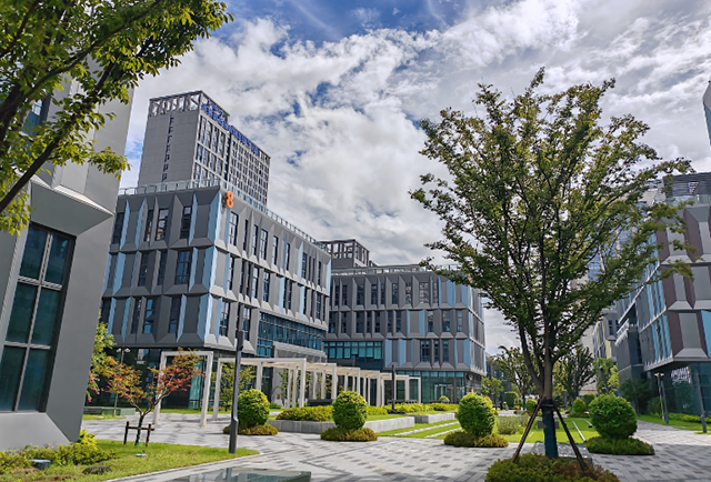 汉中工业地产投资新蓝海——新能源产业园区崛起